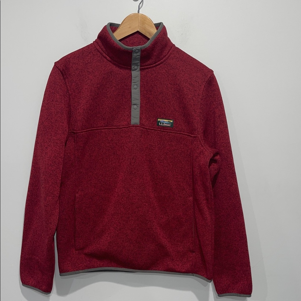 L.L. Bean Red Fleece Pullover with Gray Trim size medium men’s slightly fitted